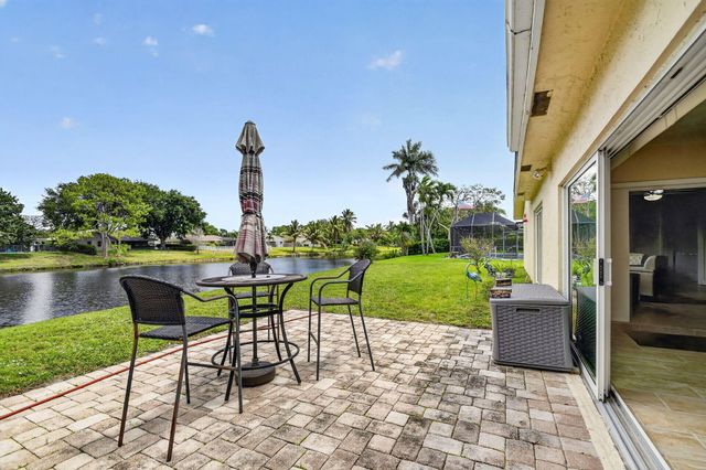 1262 Essex Drive, Wellington, FL 33414