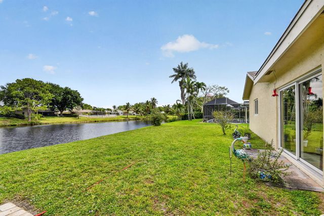 1262 Essex Drive, Wellington, FL 33414