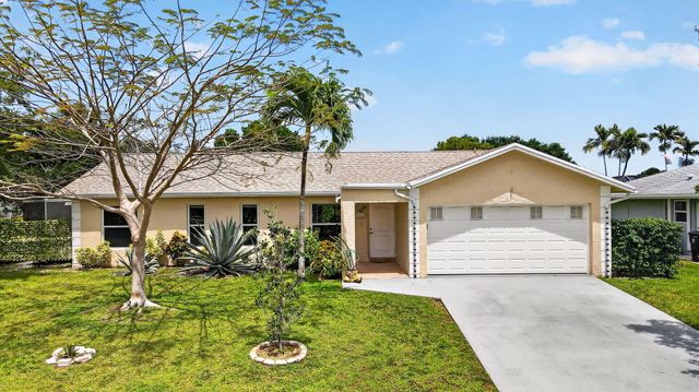 1262 Essex Drive, Wellington, FL 33414