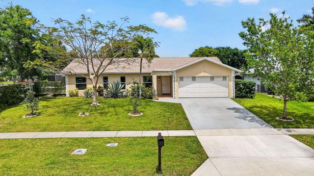 1262 Essex Drive, Wellington, FL 33414