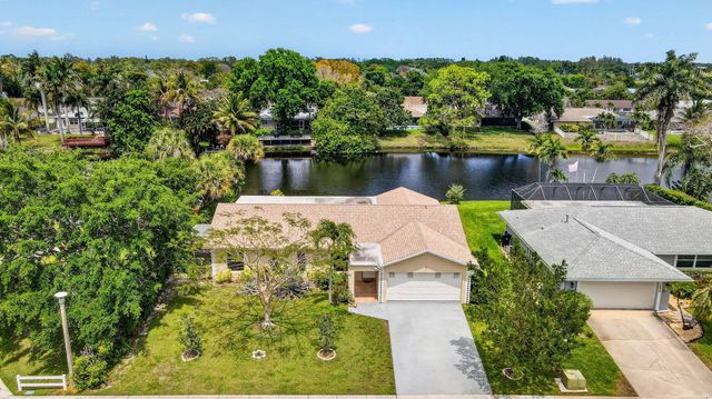 1262 Essex Drive, Wellington, FL 33414