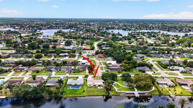 1262 Essex Drive, Wellington, FL 33414