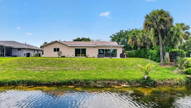 1262 Essex Drive, Wellington, FL 33414