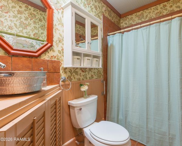 38 Hidden Hills Lake Road, Arnaudville, LA 70512