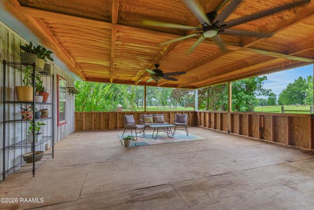 38 Hidden Hills Lake Road, Arnaudville, LA 70512
