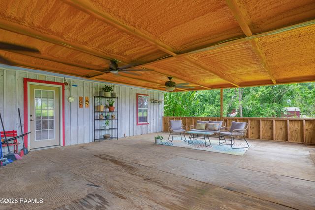 38 Hidden Hills Lake Road, Arnaudville, LA 70512