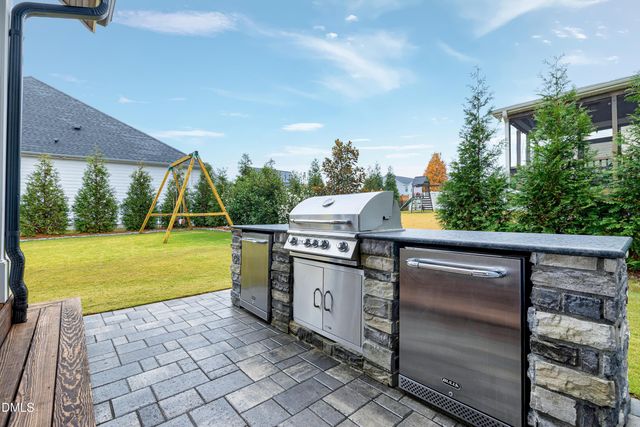 140 Tisbury Drive, Holly Springs, NC 27540