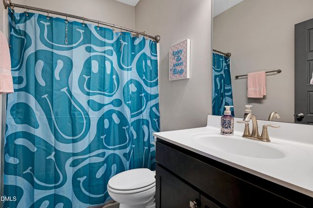 140 Tisbury Drive, Holly Springs, NC 27540