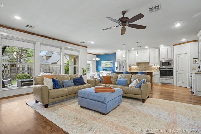 16310 E 47th Place, Tulsa, OK 74134