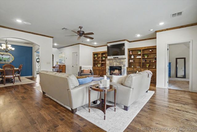 16310 E 47th Place, Tulsa, OK 74134