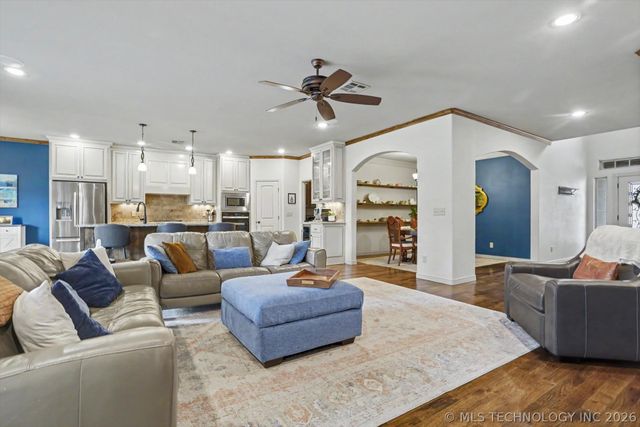 16310 E 47th Place, Tulsa, OK 74134