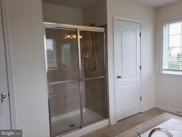 7406 WHITE PLAINS LN, Brandywine, MD 20613