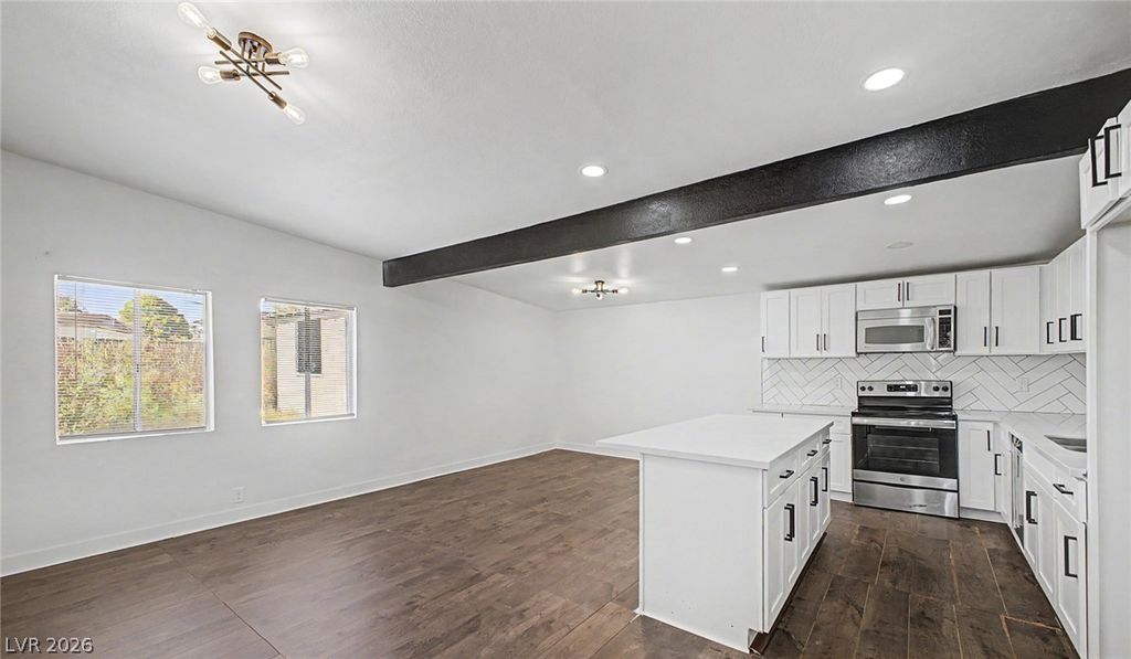 3220 Stanley Avenue, North Las Vegas, NV 89030 — photo 2