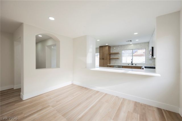 9516 Fox Forest Avenue, Las Vegas, NV 89129