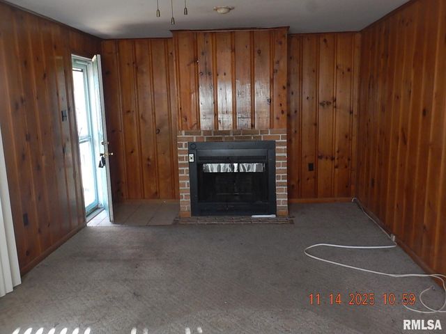 814 4TH Street, Colona, IL 61241