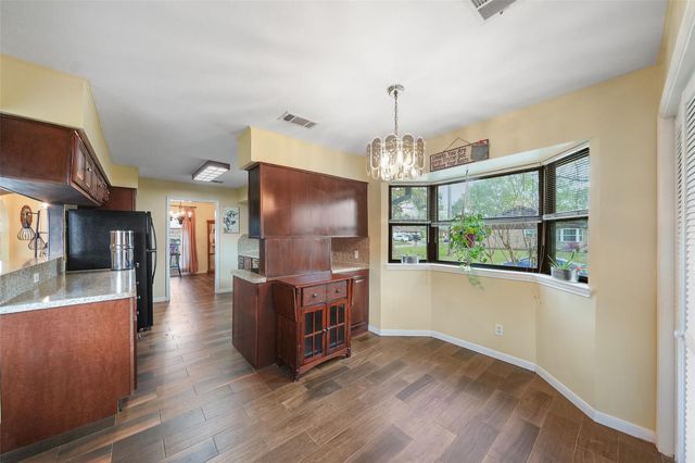 15542 Edenvale Street, Friendswood, TX 77546