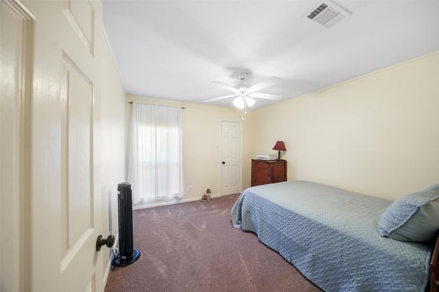 15542 Edenvale Street, Friendswood, TX 77546