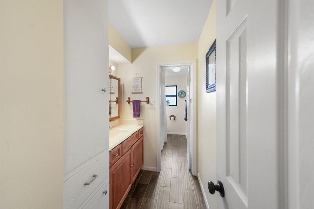 15542 Edenvale Street, Friendswood, TX 77546