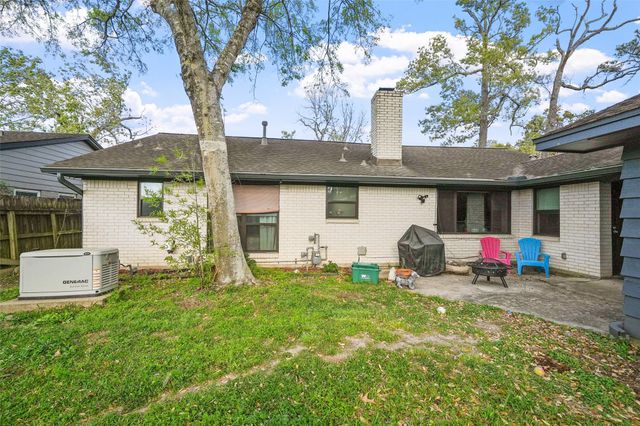 15542 Edenvale Street, Friendswood, TX 77546