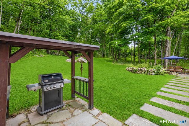 235 Newtown Turnpike, Weston, CT 06883