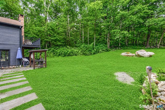 235 Newtown Turnpike, Weston, CT 06883