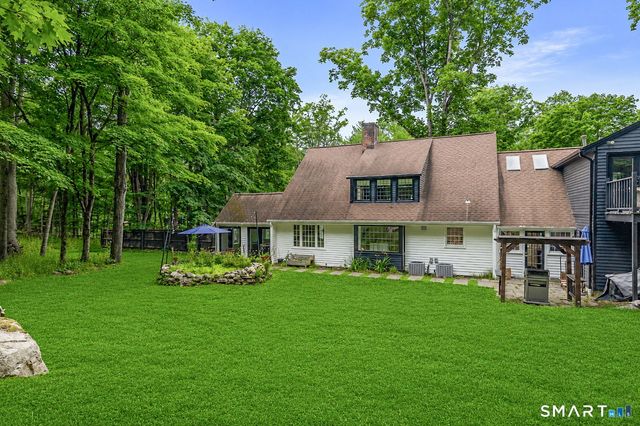 235 Newtown Turnpike, Weston, CT 06883