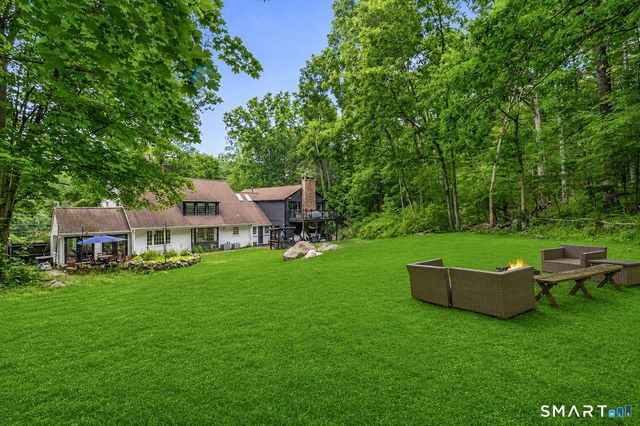 235 Newtown Turnpike, Weston, CT 06883