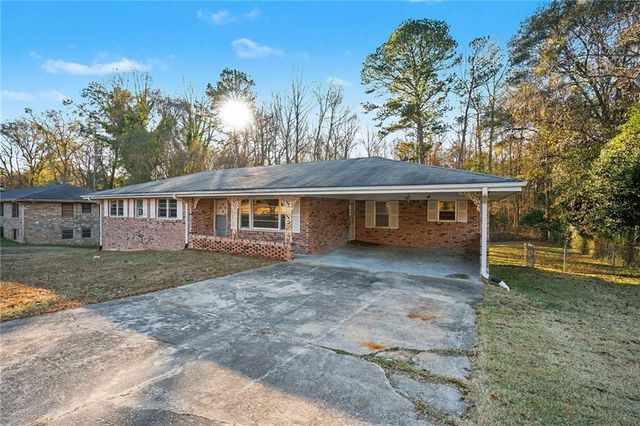 441 Hilltop SW Road, Conyers, GA 30094