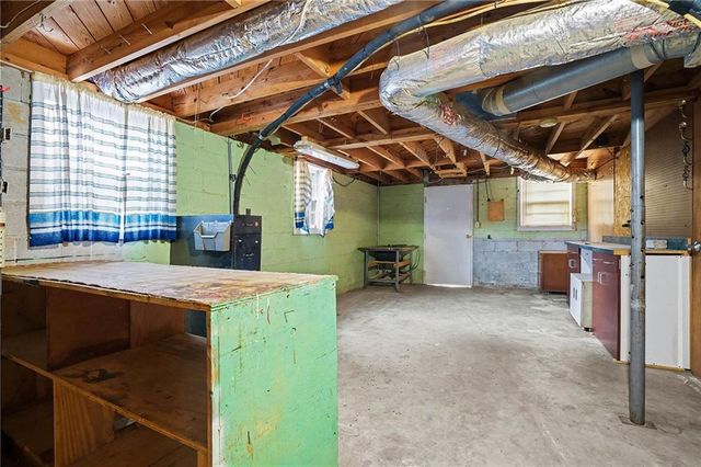 441 Hilltop SW Road, Conyers, GA 30094