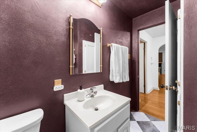938 E Washington Street, Millstadt, IL 62260