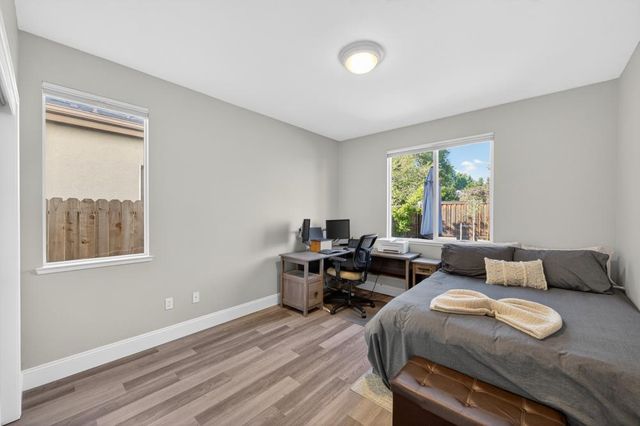 1820 Donner Rd, West Sacramento, CA 95691