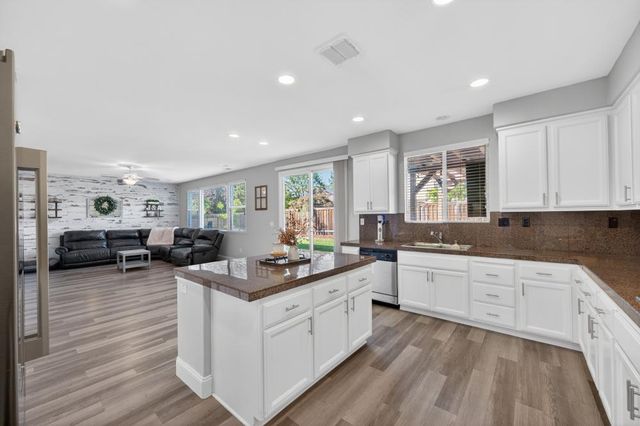 1820 Donner Rd, West Sacramento, CA 95691