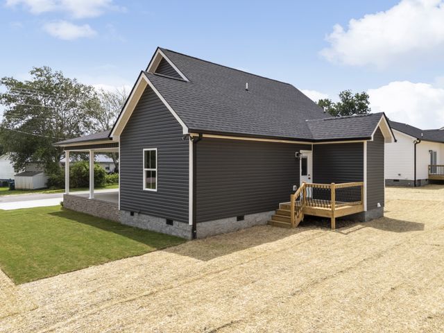 955 Wilkie St N, Mc Ewen, TN 37101