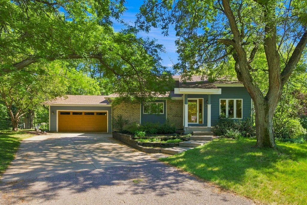 1849 Stinson Boulevard, New Brighton, MN 55112