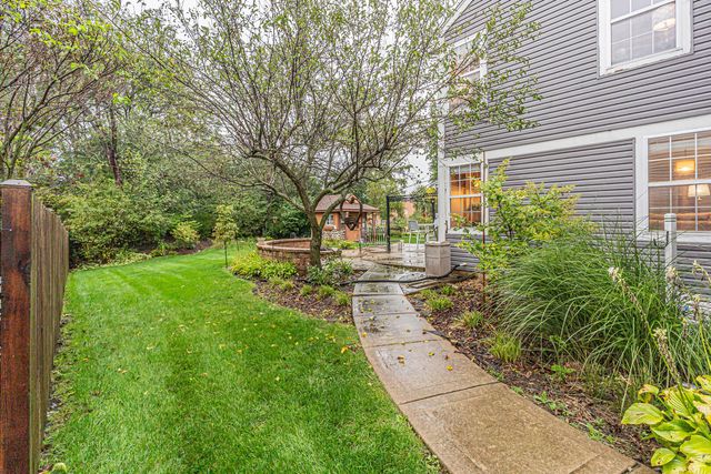 1656 Penny Lane, Bartlett, IL 60103