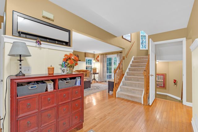 1656 Penny Lane, Bartlett, IL 60103