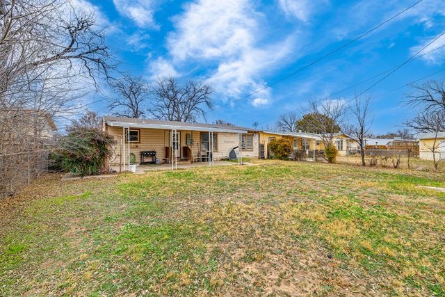 2707 Beauregard Avenue, San Angelo, TX 76901