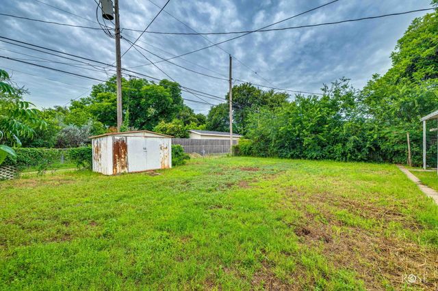 2707 Beauregard Avenue, San Angelo, TX 76901