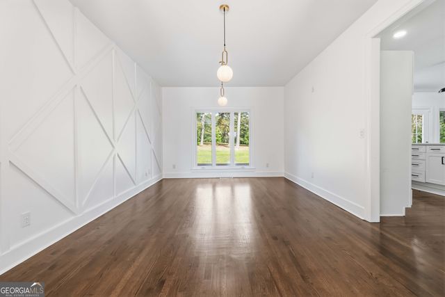 398 Dunleven Manor Walk, Lawrenceville, GA 30043