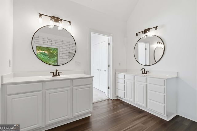 398 Dunleven Manor Walk, Lawrenceville, GA 30043
