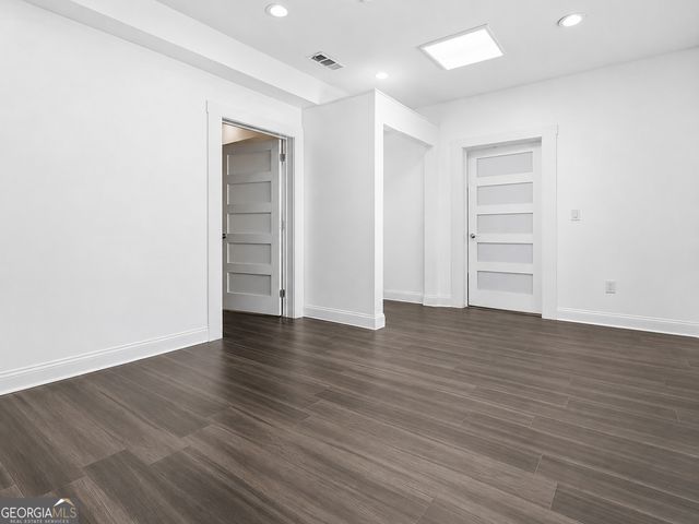398 Dunleven Manor Walk, Lawrenceville, GA 30043
