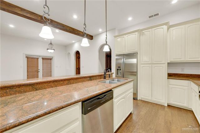 421 Cottonwood Avenue, Mcallen, TX 78501