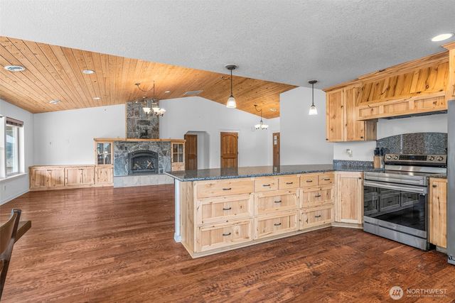 503 Cemetery Road, Kalama, WA 98625