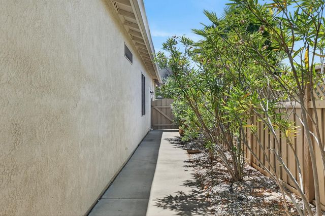 2272 Winding Way, Lincoln, CA 95648