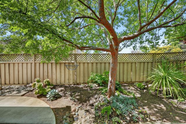 2272 Winding Way, Lincoln, CA 95648