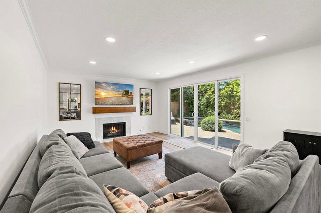10297 Bunting, Fountain Valley, CA 92708