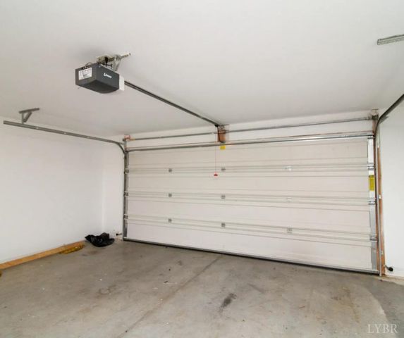 5931 Five Forks Rd, Pamplin, VA 23958