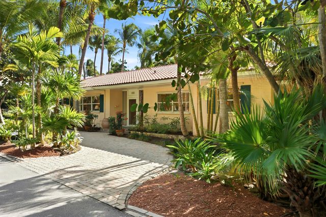 110 Merrain Road, Palm Beach, FL 33480