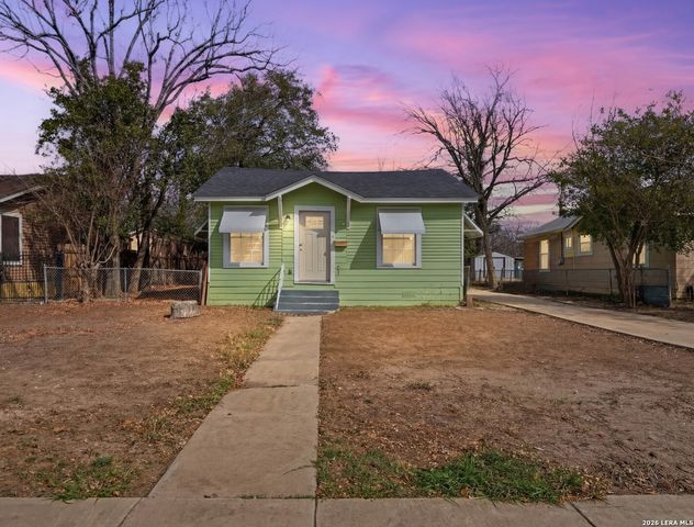 1235 Sims, San Antonio, TX 78225