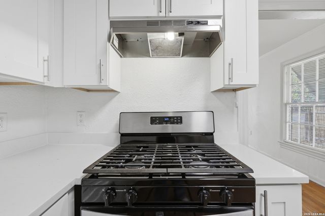 1235 Sims, San Antonio, TX 78225